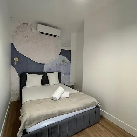 Appartement Cosy - Quartier Saint-Georges - 4P Paris Exterior photo